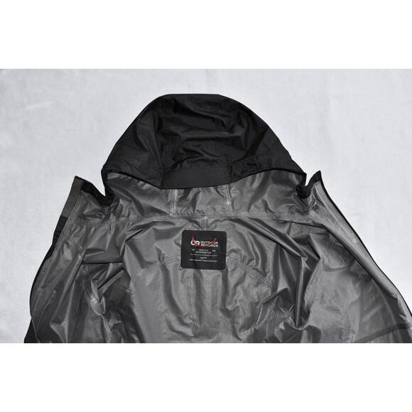 A8 NEW OUTDOOR RESEARCH OR Black Nylon W Helium Hooded Rain Jacket Size XS $250 - Picture 6 of 10